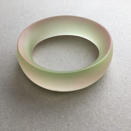 Bangle half round D shape