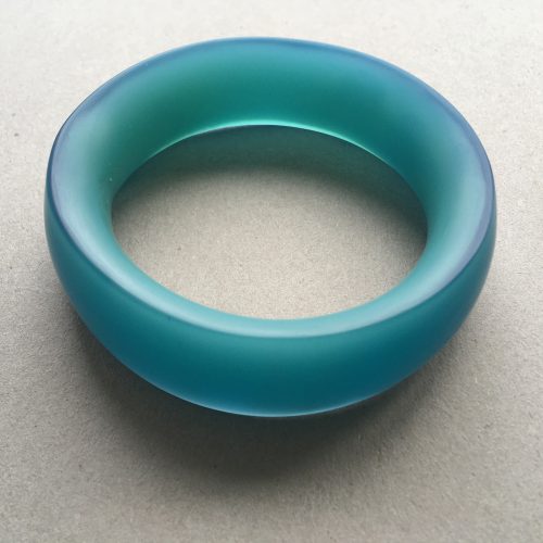 Bangle half round D shape