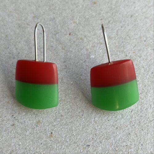 Earrings short drop flat square